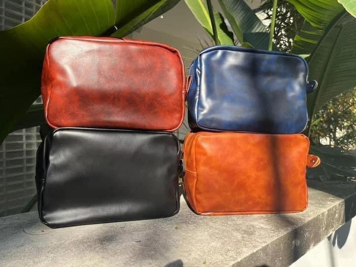 Men’s toiletry bag